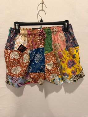 NWT magic touch Boho Patchwork Women's Shorts one size XS-L. Boho,hippie